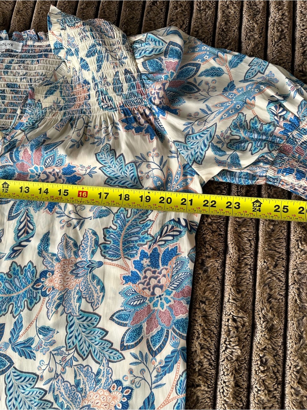 π5 for $45π Rose olive top blouse shirt size L - Picture 7 of 8